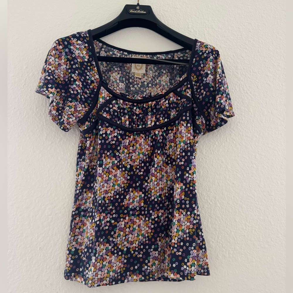 Anthropologie Flutter Sleeve Top